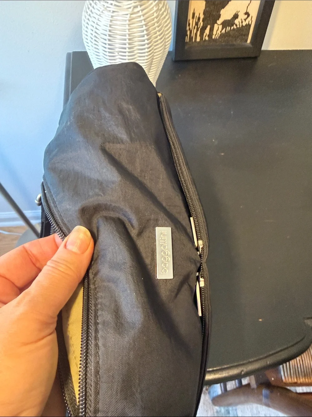 Baggallini Black Nylon Crossbody with Logo Plate